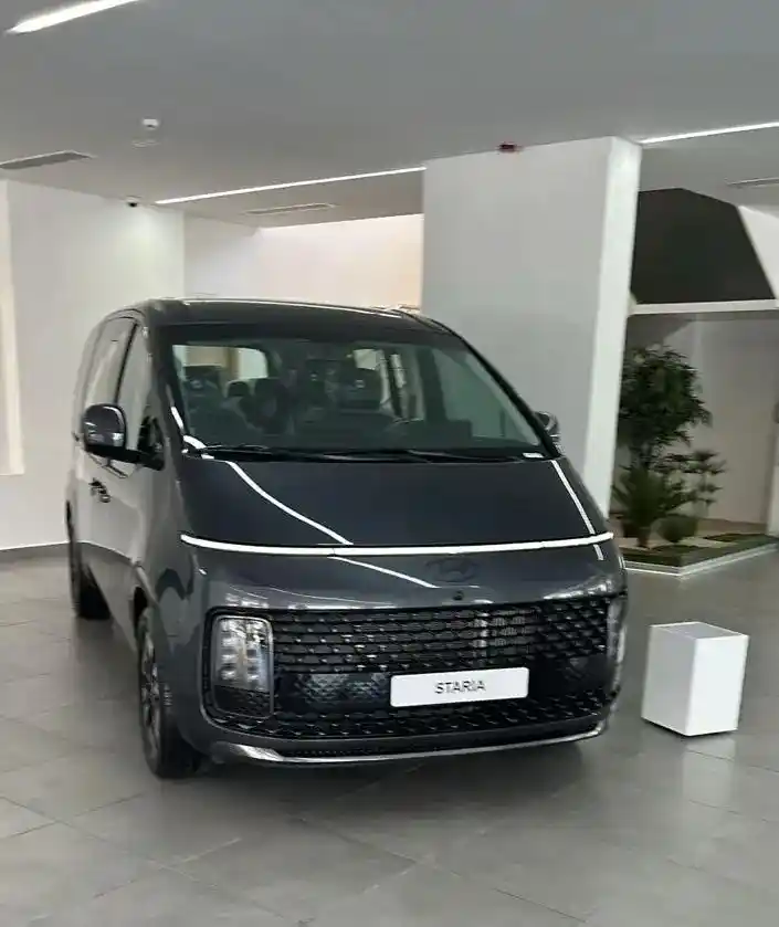 Hyundai Staria Van